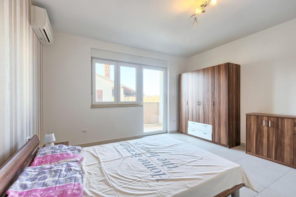 Lovely Fazana Apartments 400M From The Sea Екстериор снимка